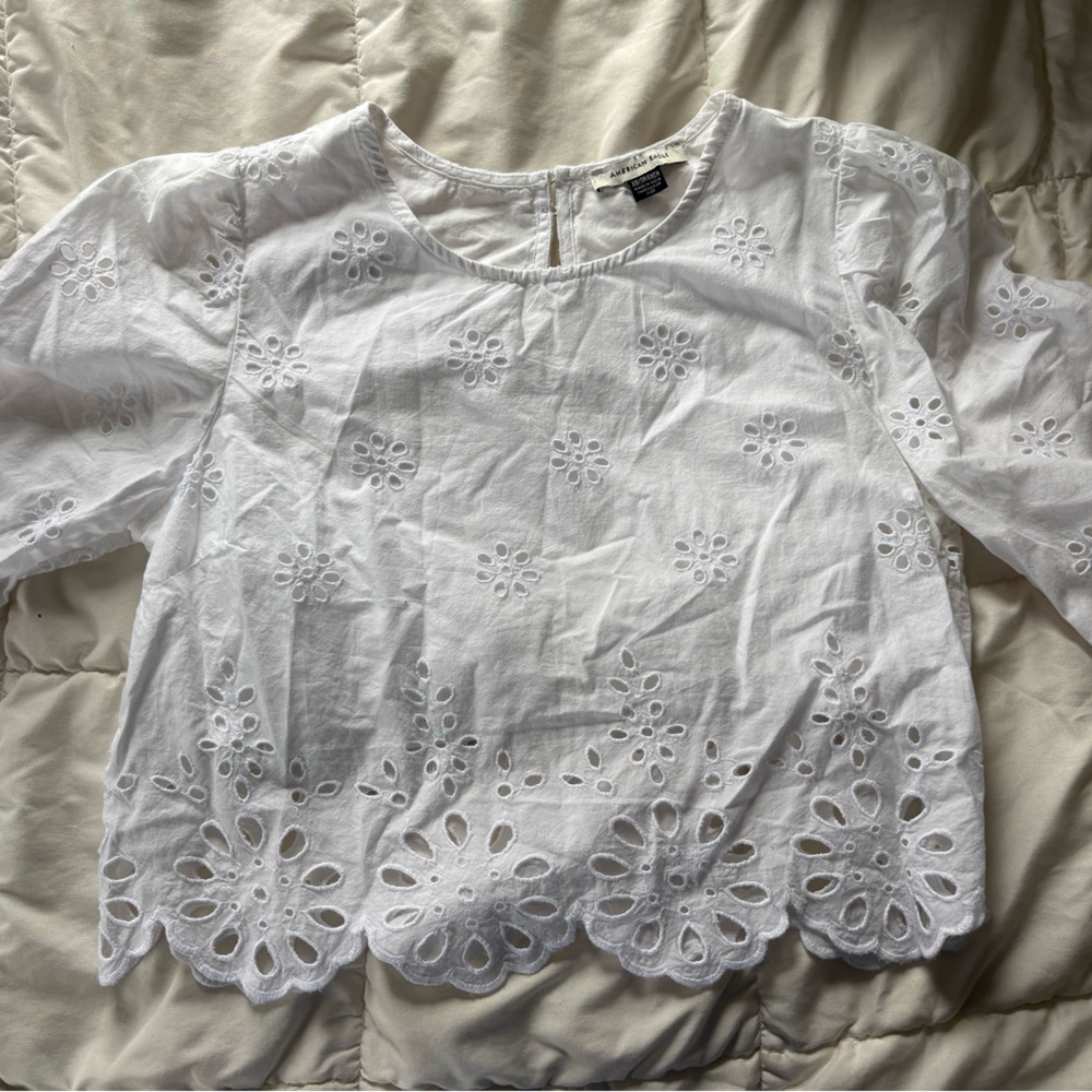 American Eagle Outfitters White Floral Eyelet Blouse